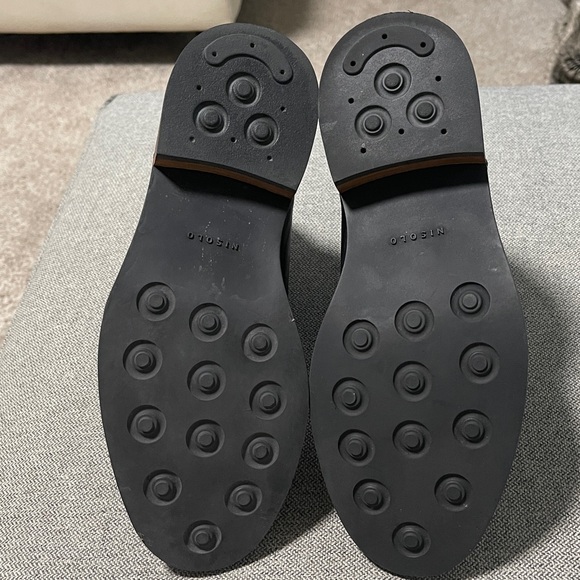 NISOLO Carmen Water Resistant Chelsea Boot - Picture 7 of 11